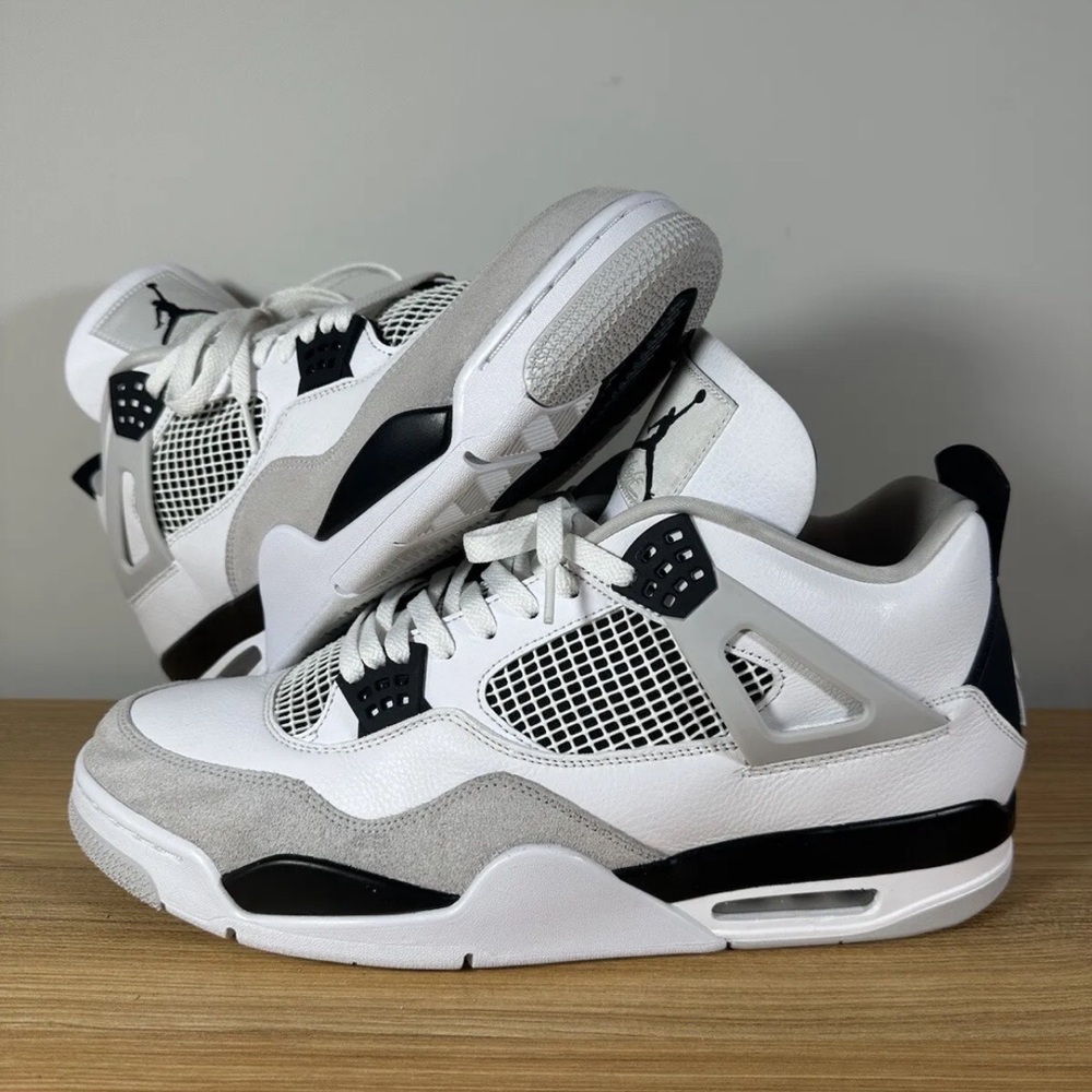 Jordan 4 military black - size 13